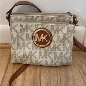 Michael Kors crossbody
